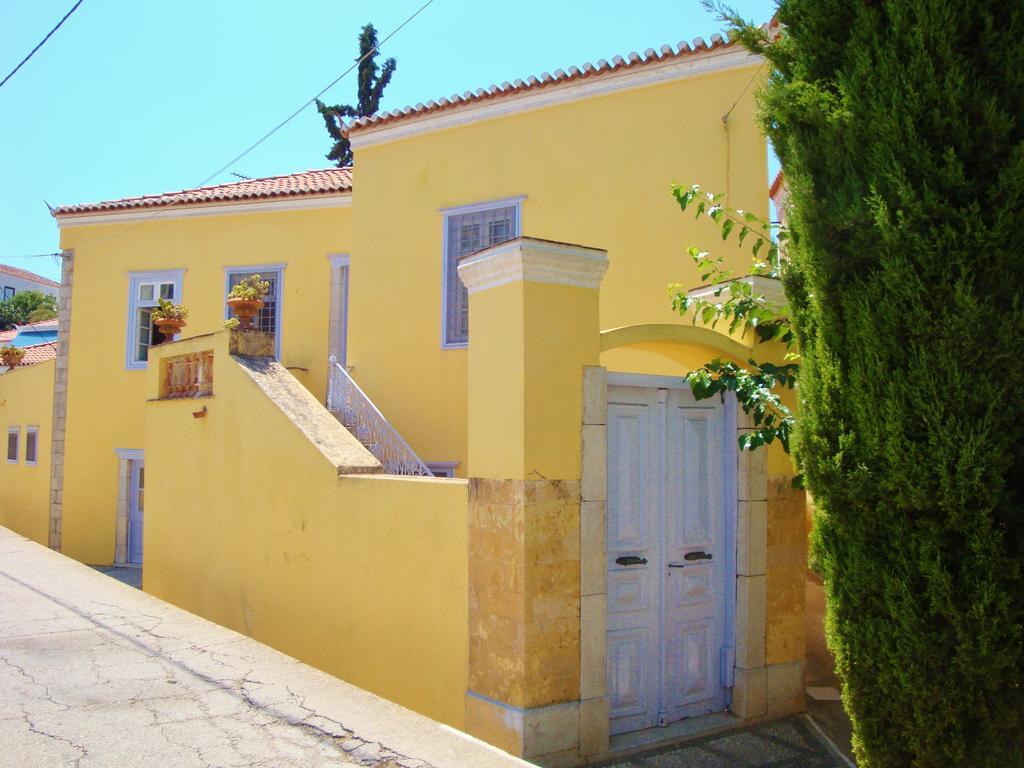 Villa Spetses Eksteriør billede