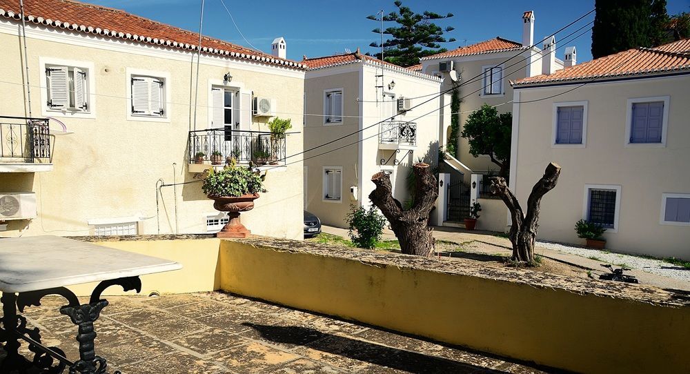 Villa Spetses Eksteriør billede